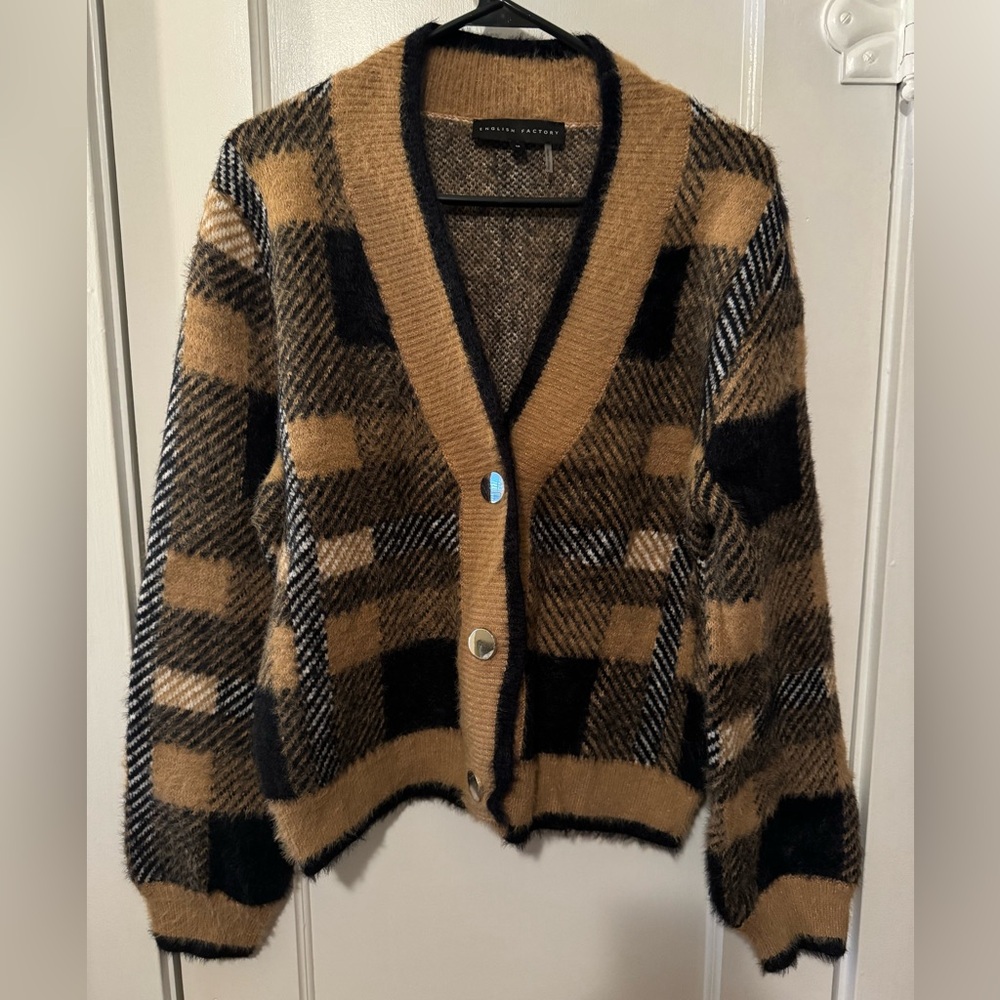 Vici women’s medium button down sweater